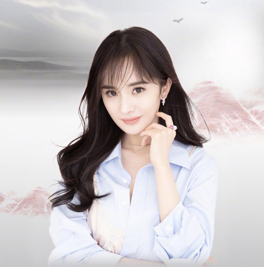 原创女明星掀起齐刘海热潮?杨幂惹火造型酷似泫雅,baby减龄也靠它