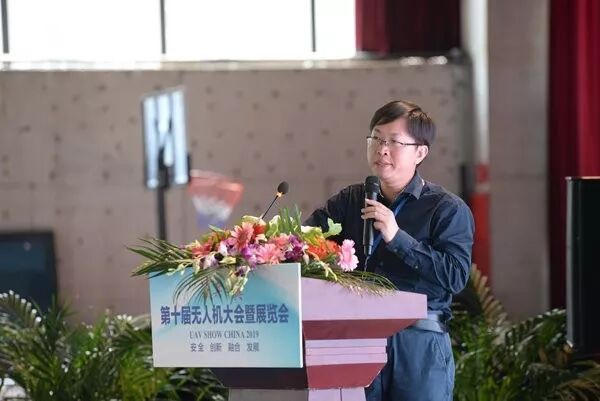 专访中国遥感应用协会常务副秘书长卫征会飞的照相机