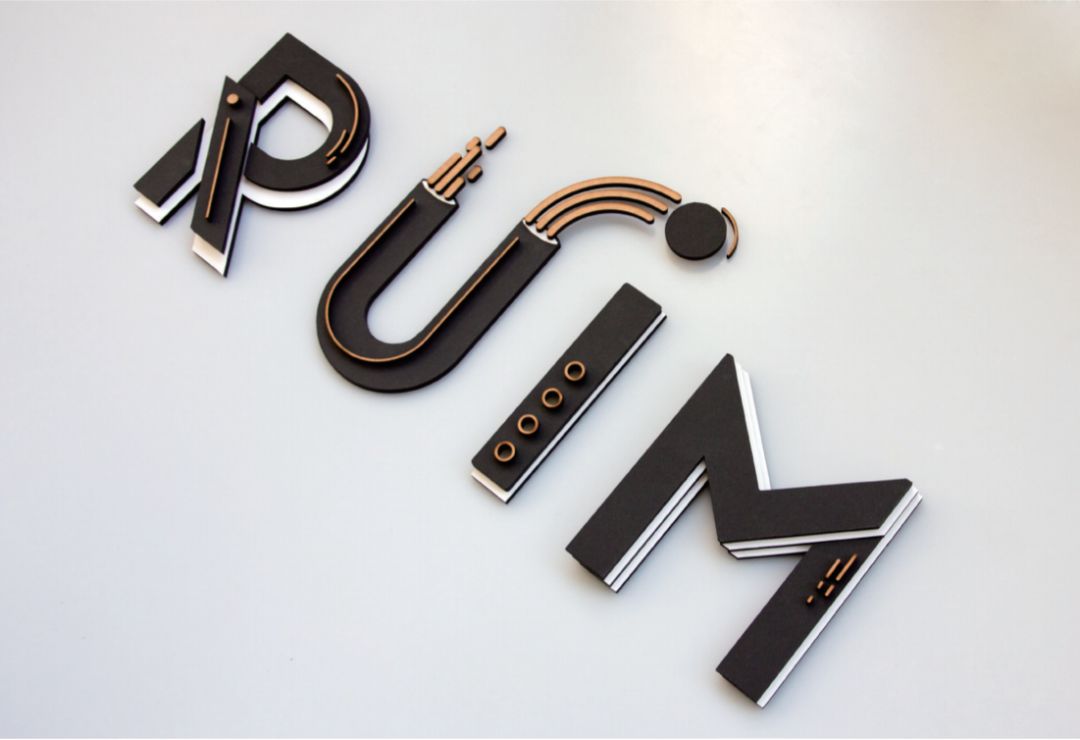 不是觉得既生动又创意满满,只要巧妙的利用材料,制作手工字体不是难事