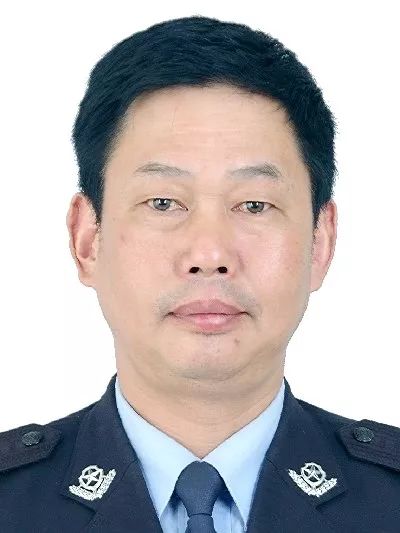 港城社区警务耕耘奖候选人扎根社区的业务匠人龚永兴