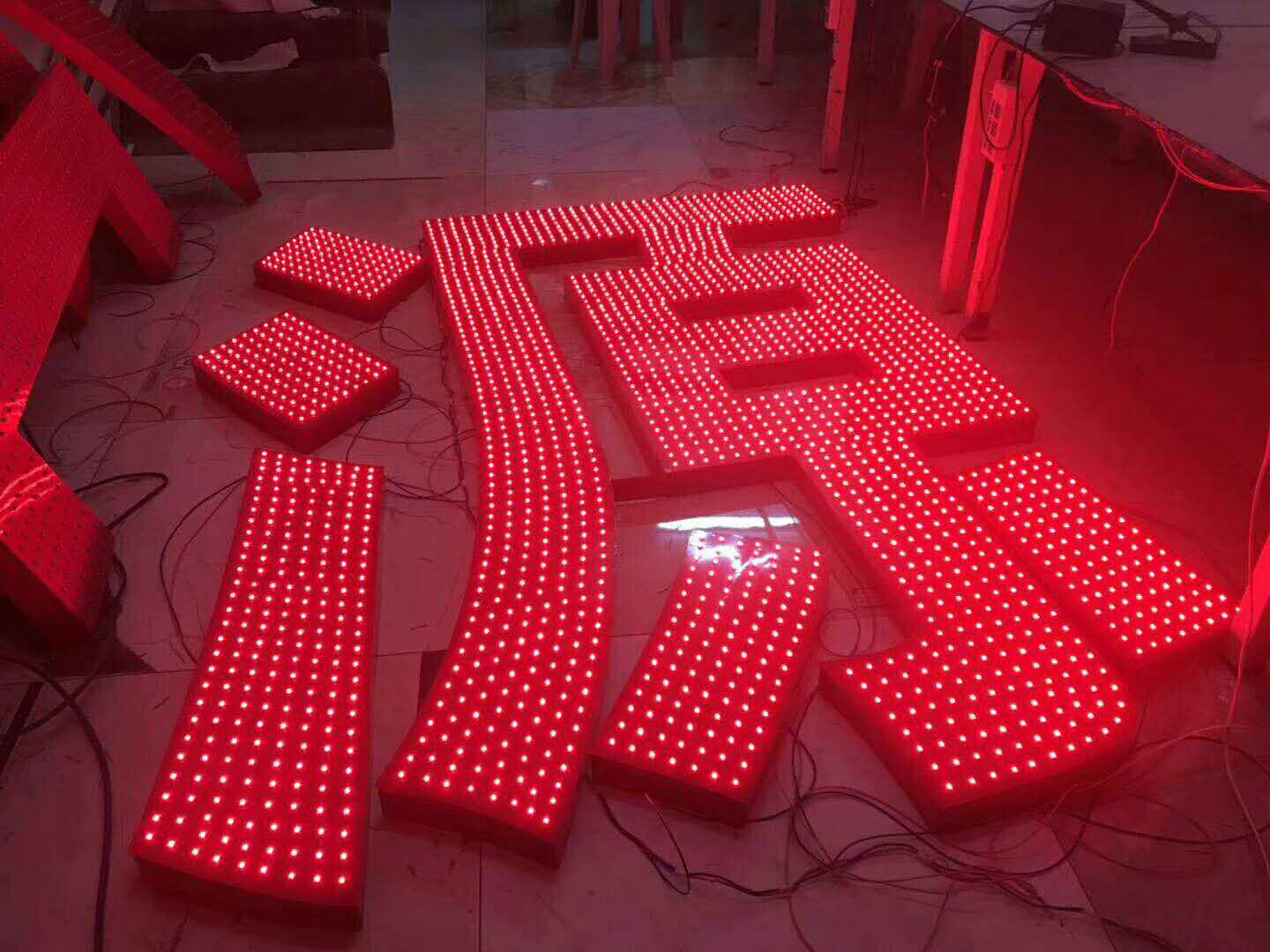 三种材质的冲孔字优缺点分析-搜狐大视野-搜狐新闻