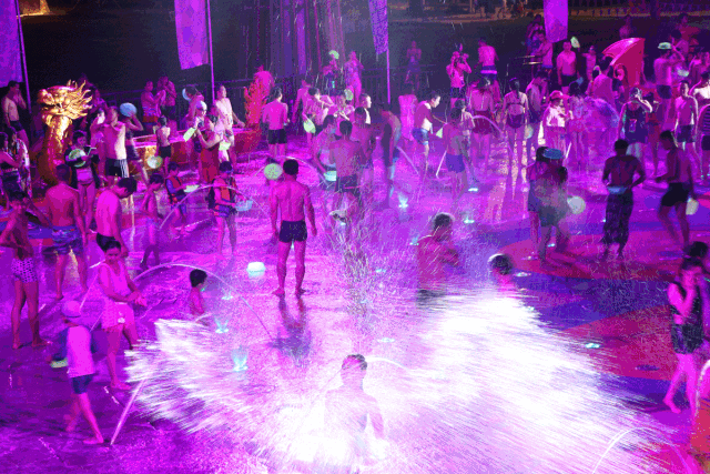 爽爆一大波俄罗斯美女来袭北流人夏天简直要浪到飞起