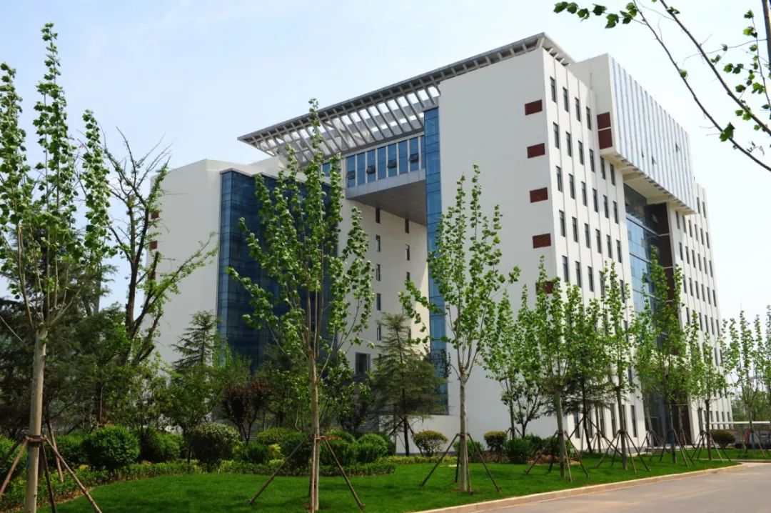 临沂第二十四中学实施优质发展战略打造人民满意高中