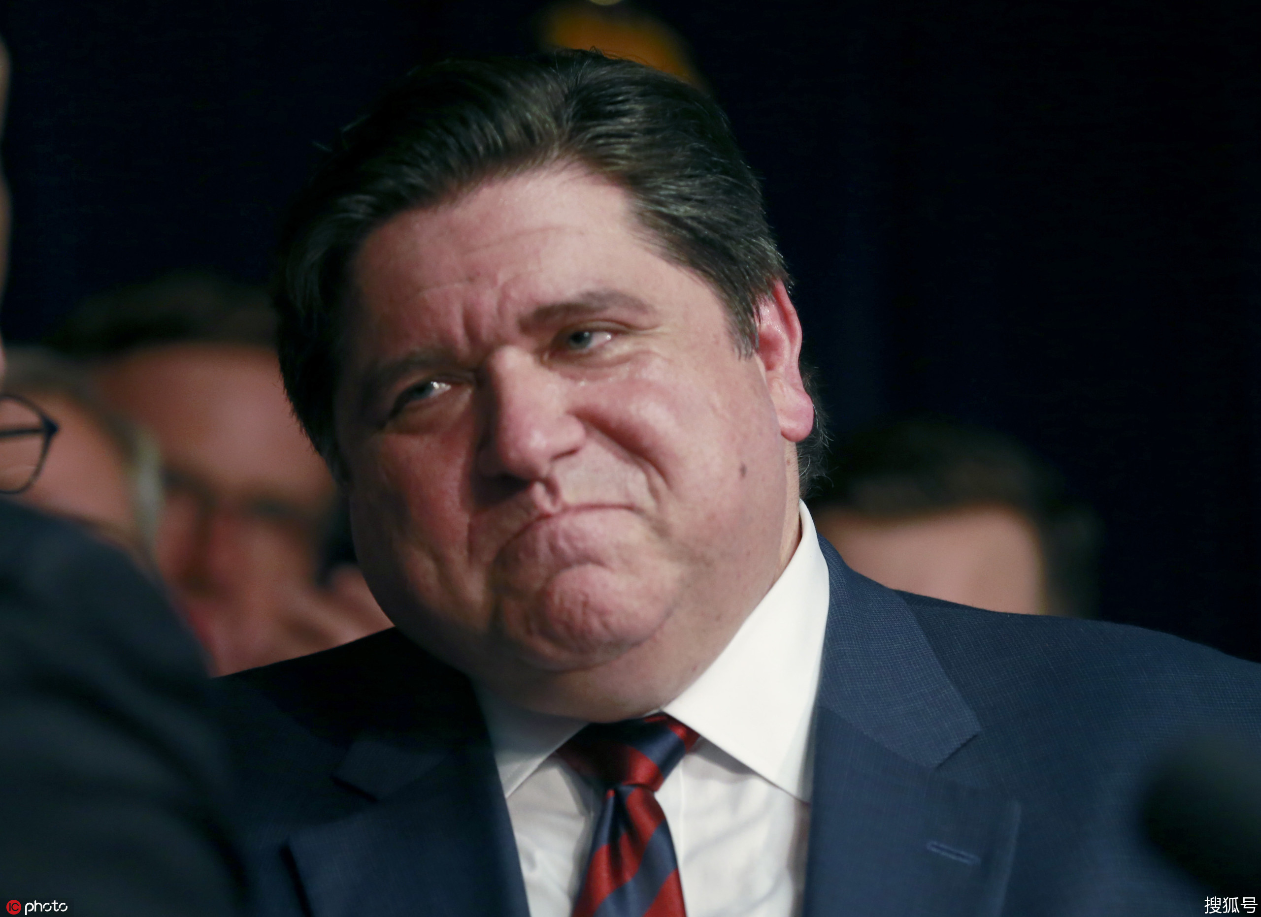 美伊利诺伊州签署堕胎权保护法案:我们信任女性