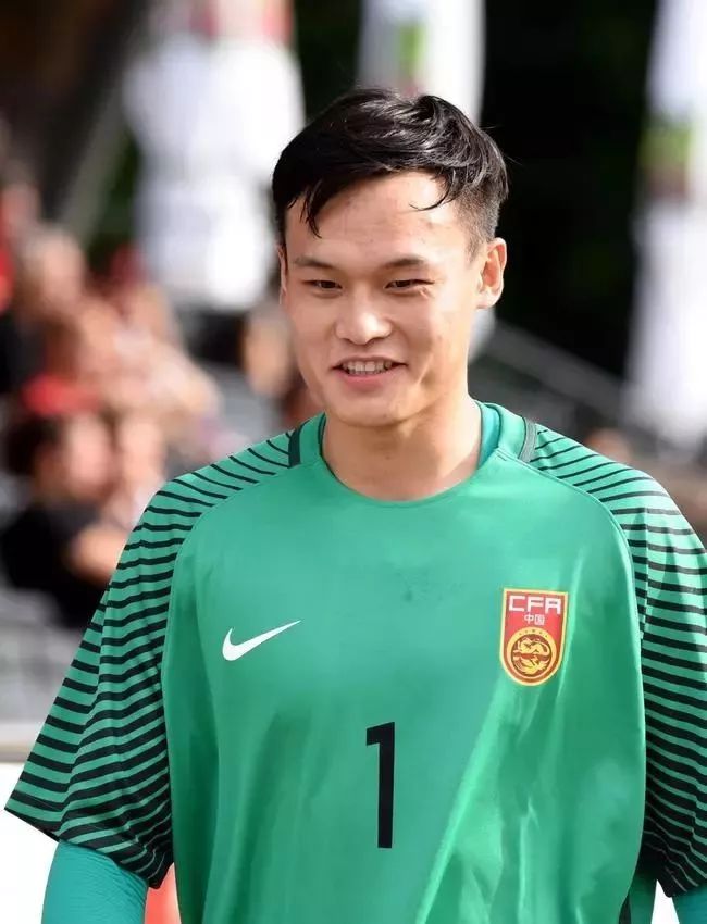 媒体声音 | 张岩:吴曦,汪嵩,埃德尔射门水平高 黄紫昌带我融入苏宁