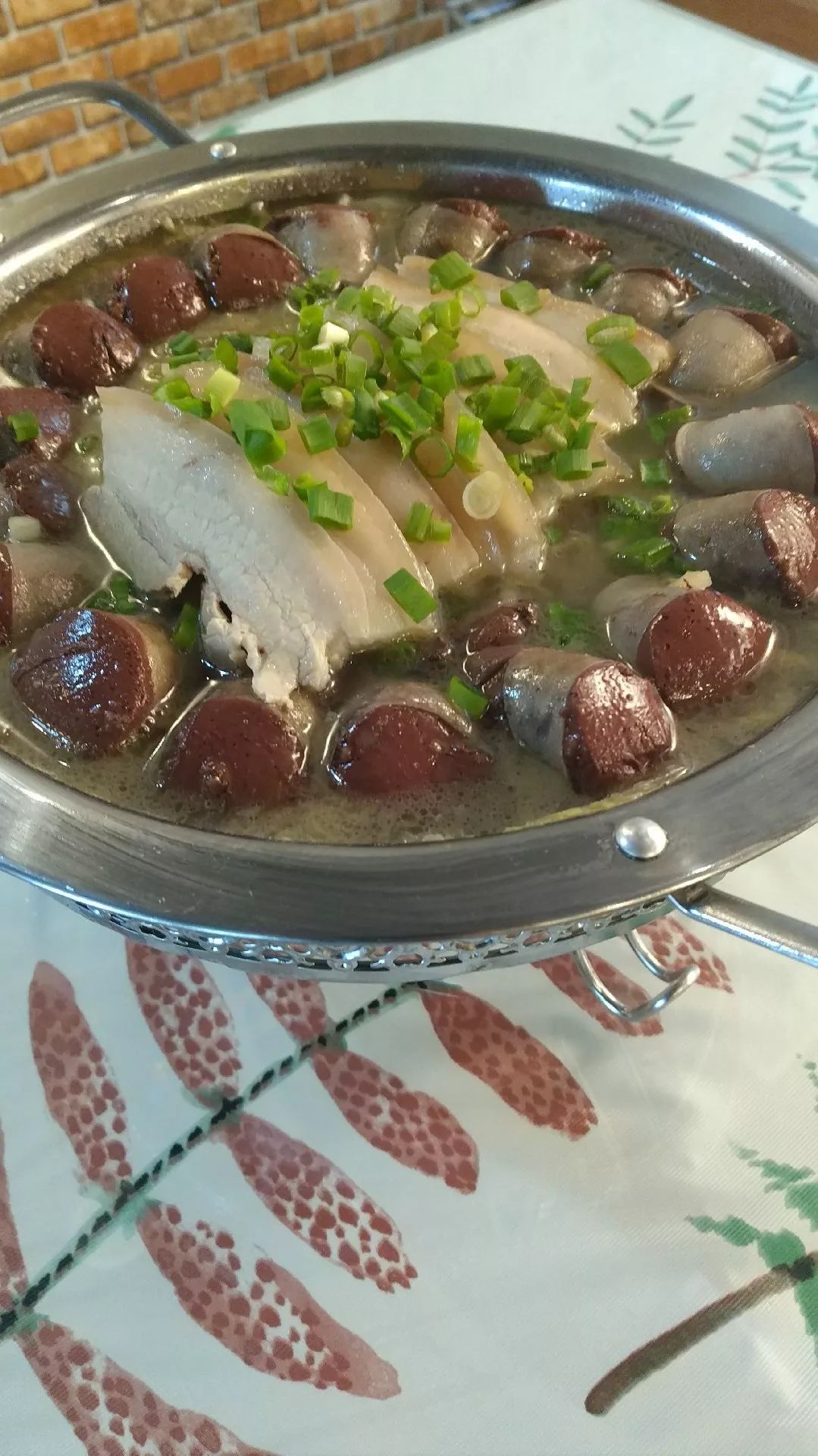 美食淄博越炖越香东北特色杀猪菜