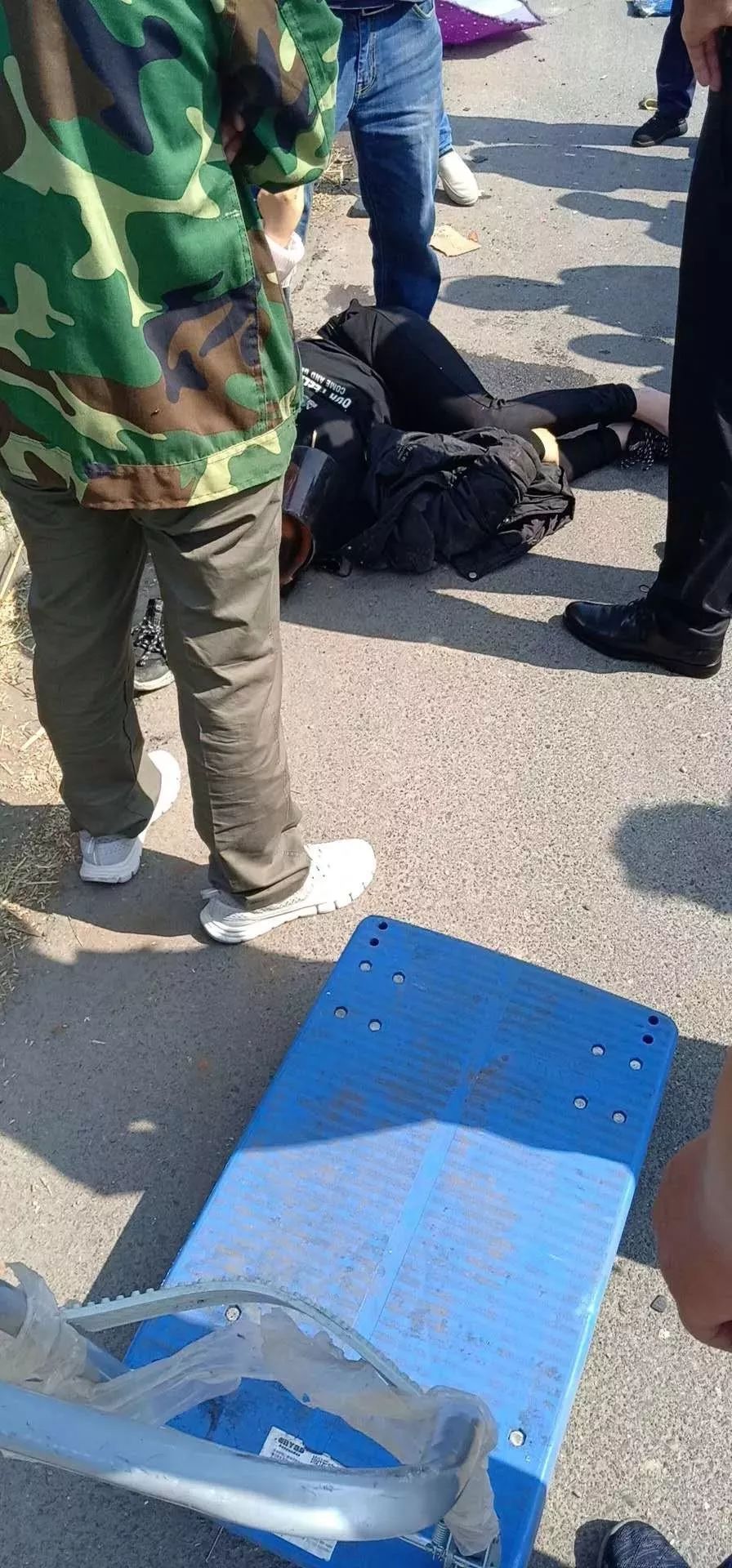小心遮阳伞变夺命伞泰州这位女士吃尽了苦头