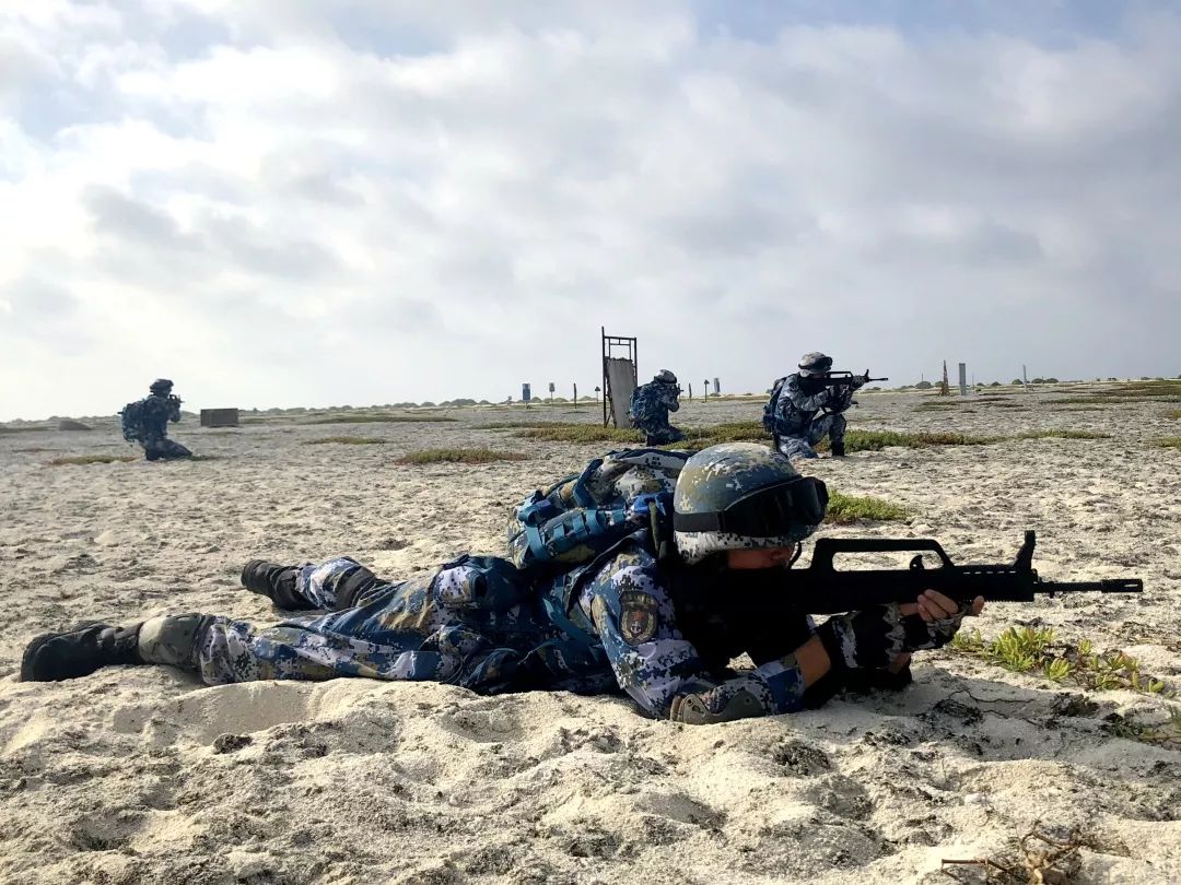 "西沙黑"驻守中建白沙滩,这些戍边的天涯哨兵是真英雄!