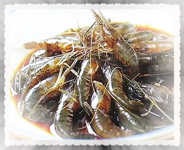 娘酒醉河虾:娘酒香醇,河虾肉爽,鲜甜可口,营养丰富,原是客家妇女坐