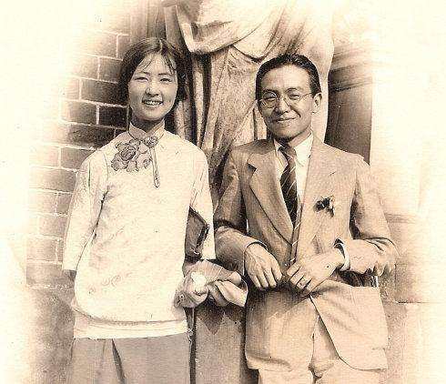 而林徽因是林觉民之女,林觉民是个英雄人物,早年跟随孙中山先生为了