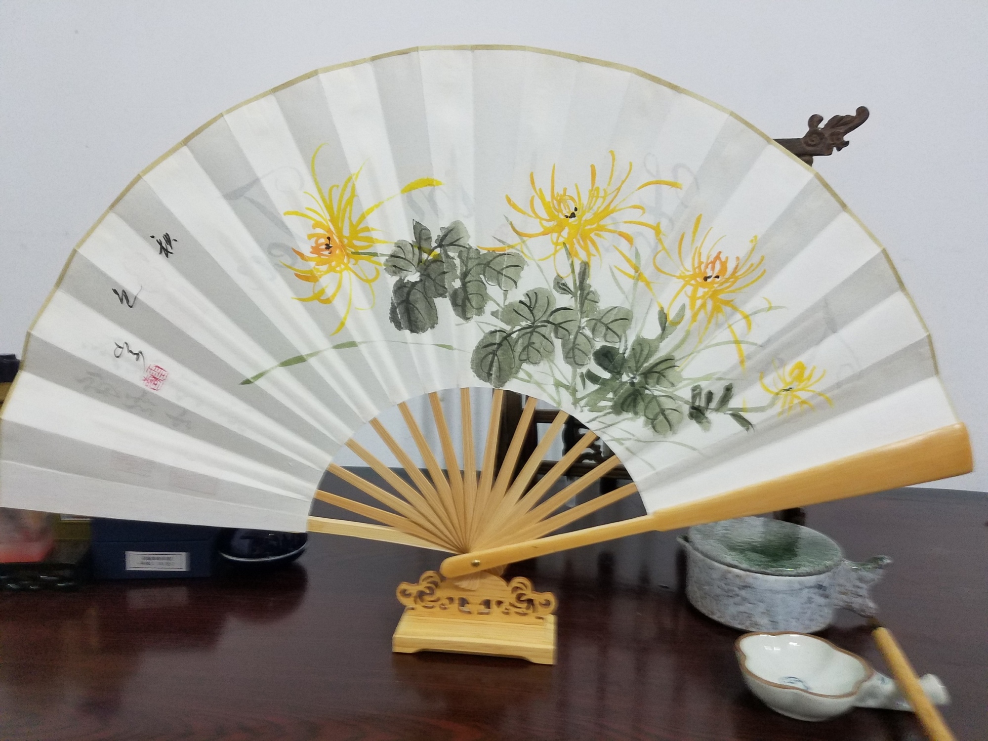 《茶禅一味/taste zen in tea》毛笔英文书法宣纸扇