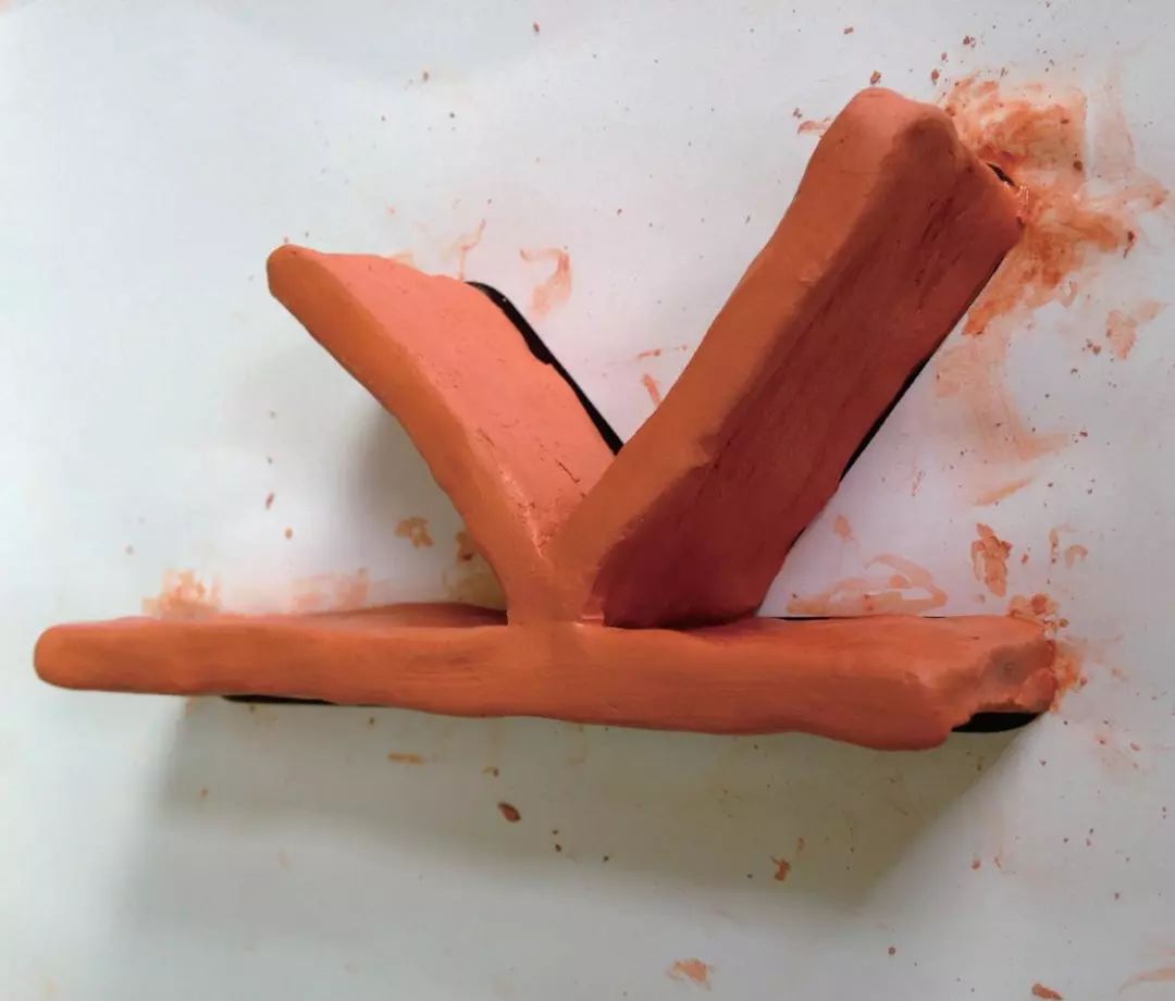 除了电脑制作,字体设计师原来还用这种办法设计字体!