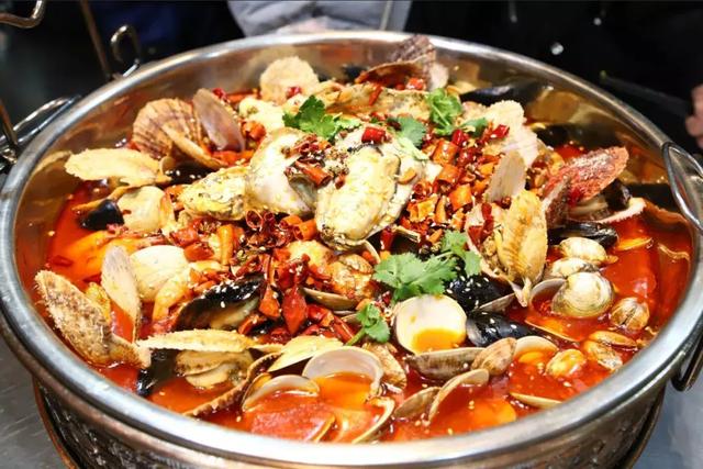 海鲜大咖捞汁小海鲜香辣蟹辣八鲜4大菜品引领夏季火爆市场