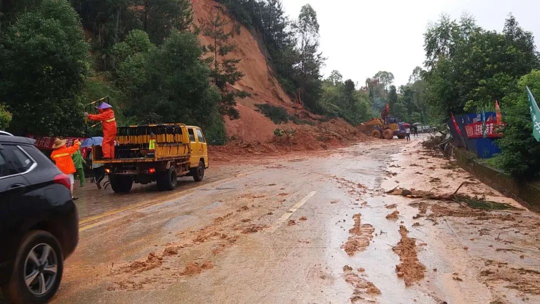 灾情就是命令,河源交通公路部门抢修水毁公路,已抢通770处/184条