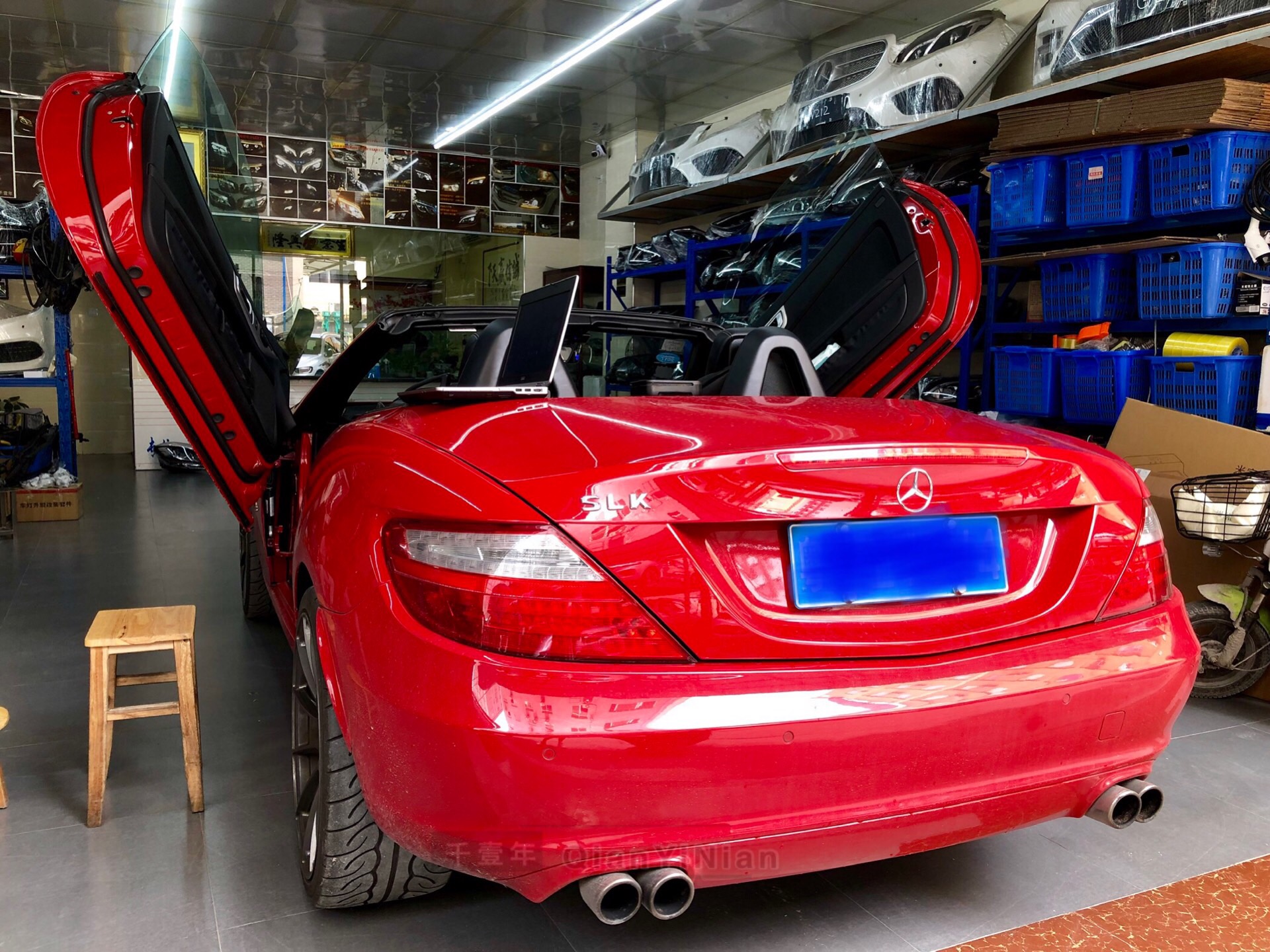 奔驰slk350改装历程外观造型改造升级
