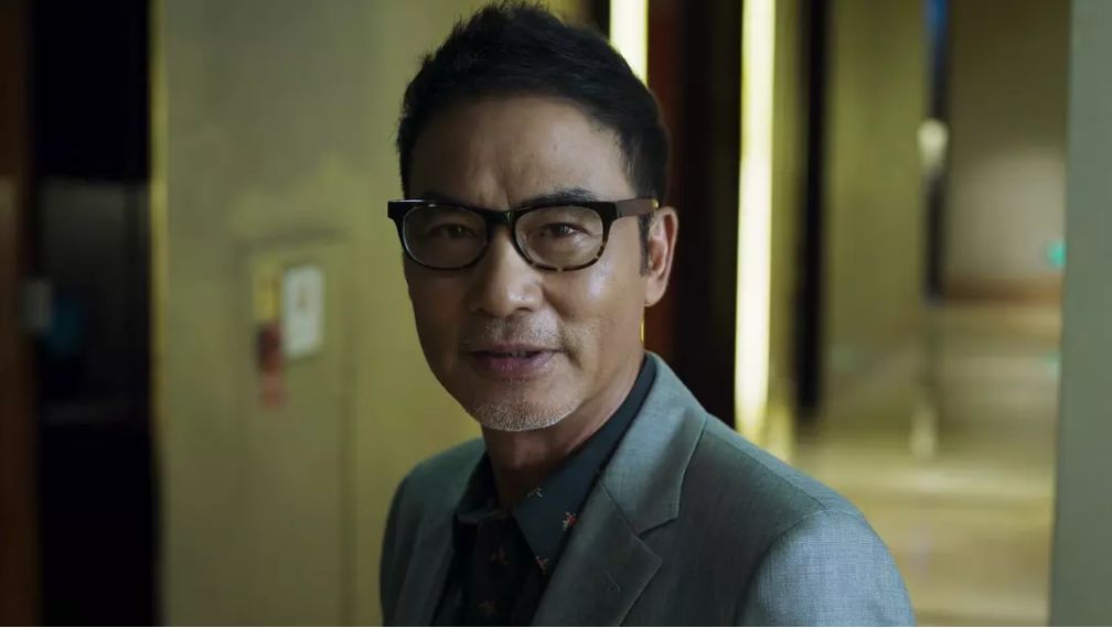 铁汉柔肠,能感受得到他对妻子,对弟弟的浓浓的爱.