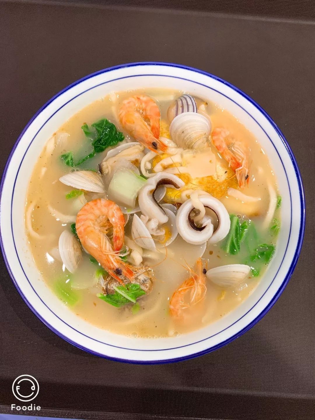 从28元的海鲜面,到100元的大波龙,江阴口碑海鲜馆,从清早做到凌晨~_果