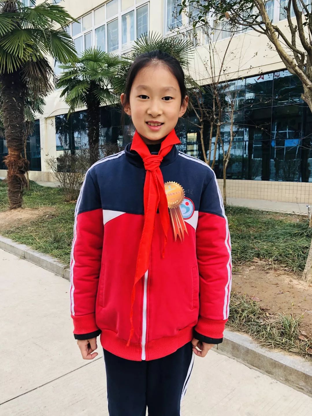 政翰五(1)中队 汪科儒五(3)中队 郑依文六(3)中队 潘苏子悦六(9)中队