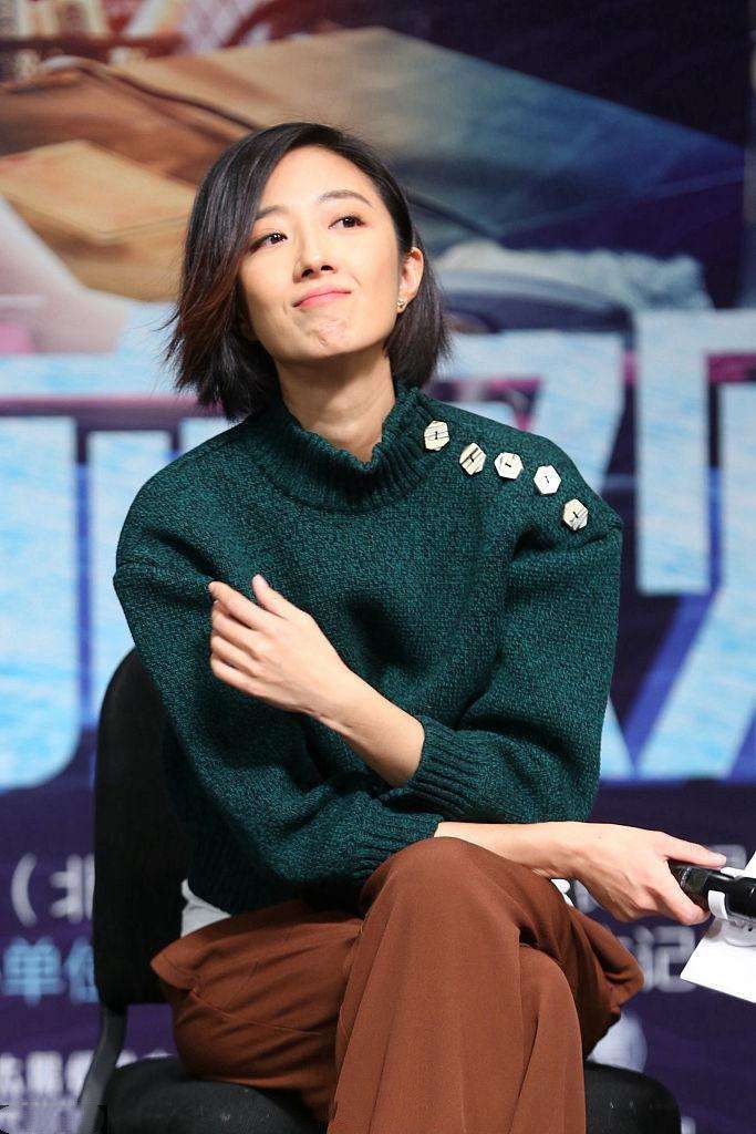 短发的桂纶镁很独特呢,短发美女的代表,很有气质,她的长相很有辨识度