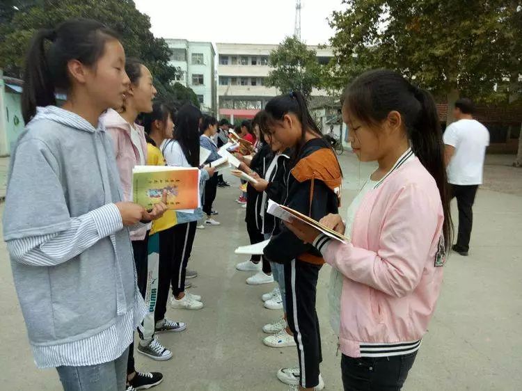 新蔡县韩集中学首届诗词大会成功举办