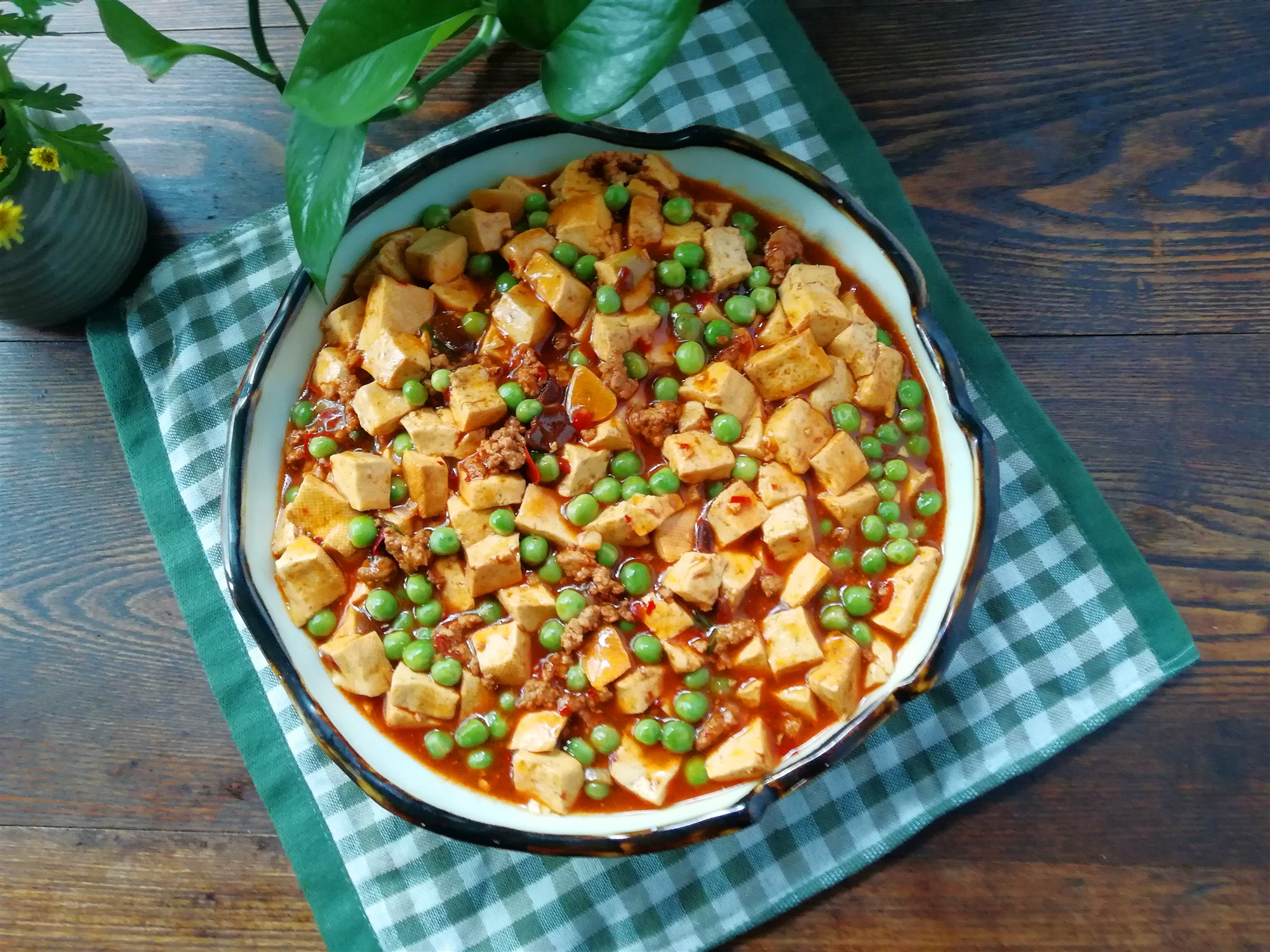 原创做肉末豆腐时,加入一把这个食材,能增加营养,促进食欲