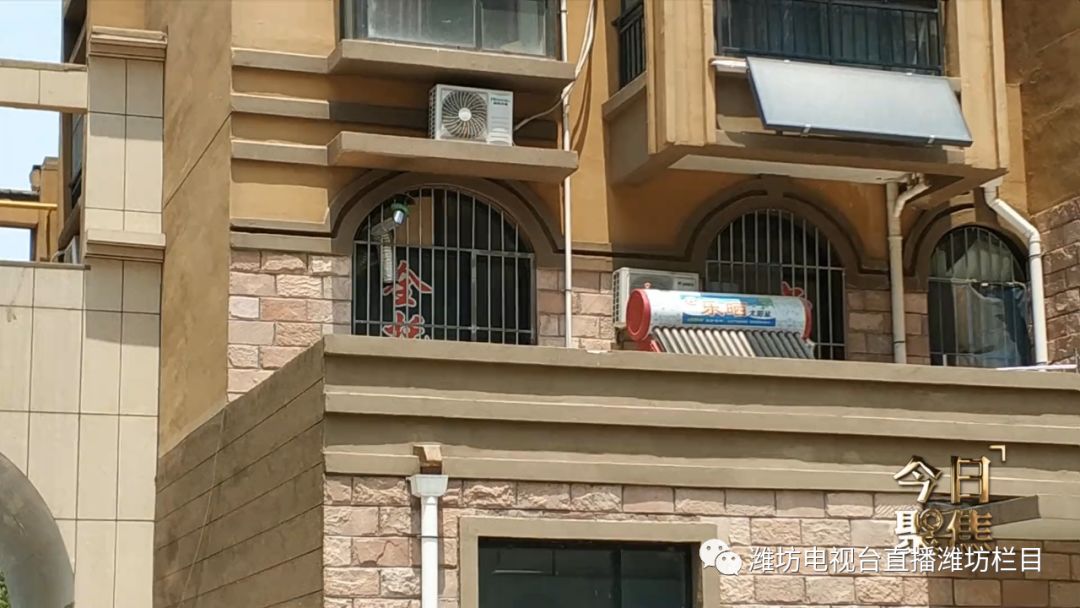 【直播潍坊】-昌乐县鲁昱尚清华小区居民楼内办小饭桌 业主:扰民!