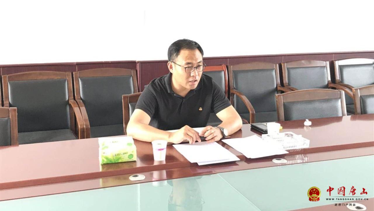 副区长梁小波调度推进分管领域经济社会绩效考核工作