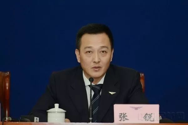 机场司副司长张锐介绍了民航智慧机场建设的相关情况.