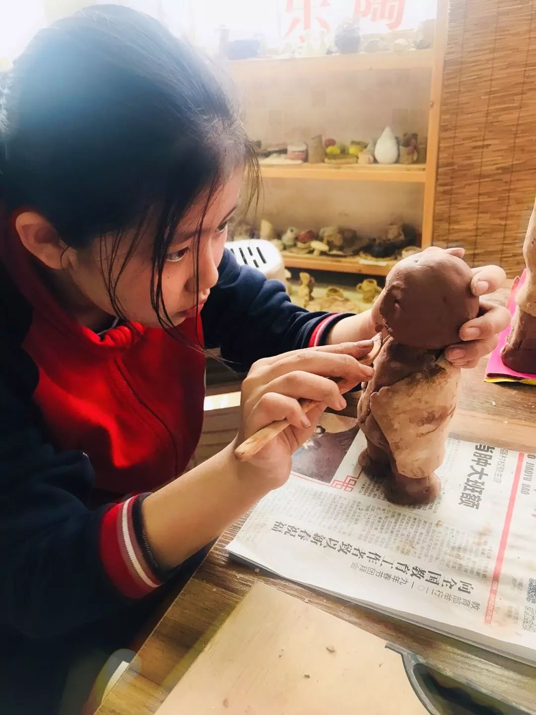 以泥塑型筑梦七彩童年莲华学园陶艺校本课程之泥塑课程