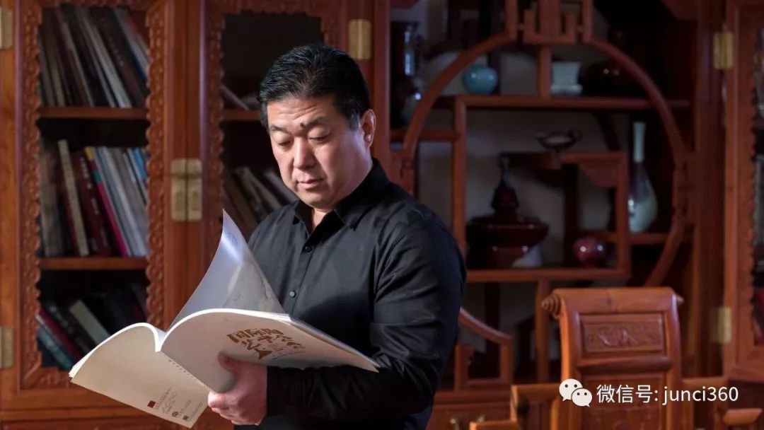 李胜强 简介男,1974年出生于禹州市神垕镇.