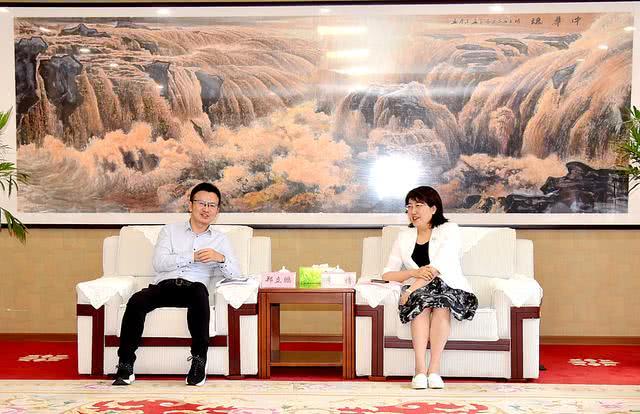 杨凌示范区党工委管委会秘书长杜江,杨陵区政府区长陈辉,杨凌示范区