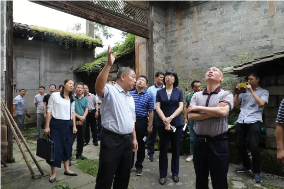 伍珊,颜国清,饶爱华,曾无非,李明亮,曾水旺等县领导以及相关单位负责