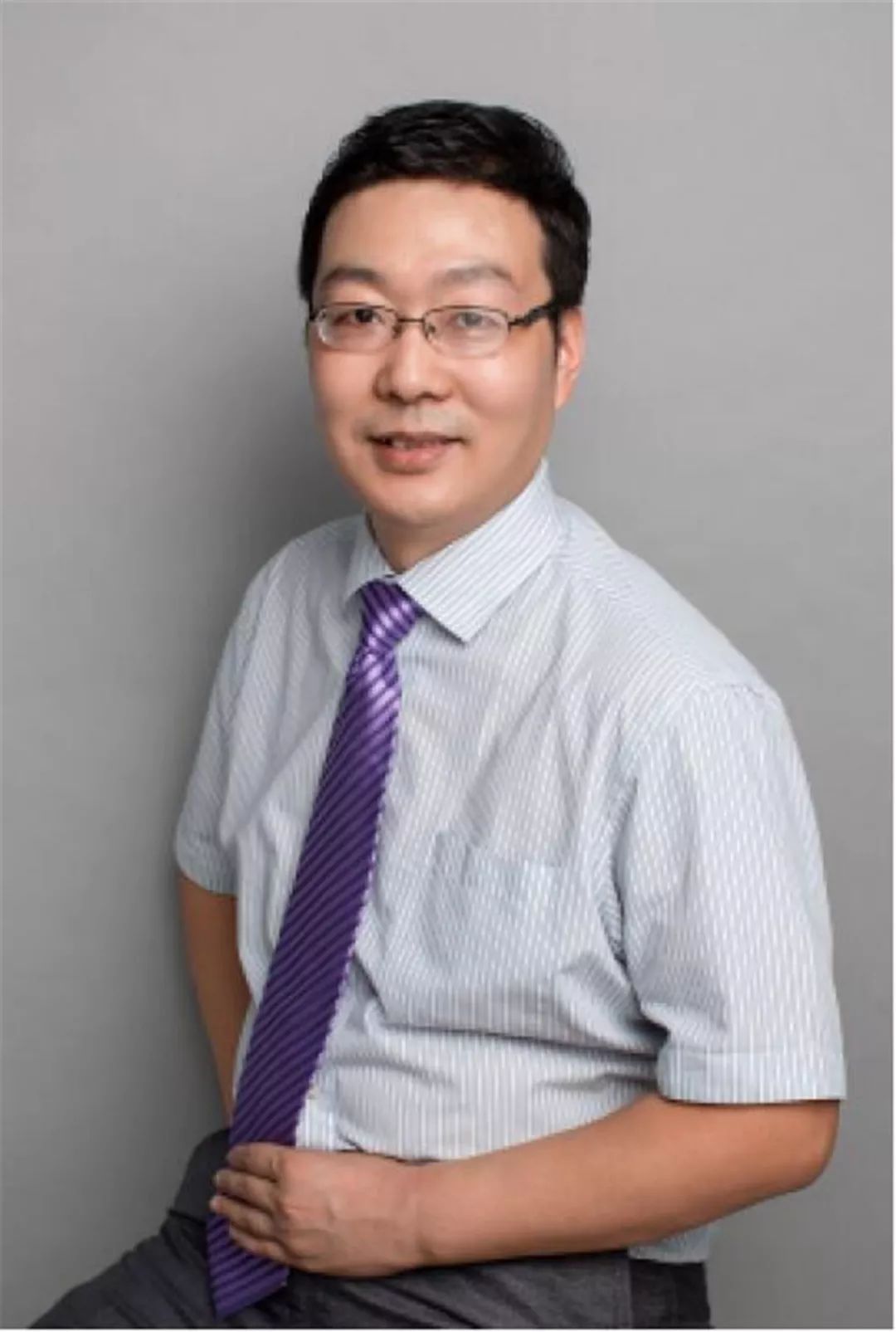 杨海华带好学科团队才能更好服务百姓