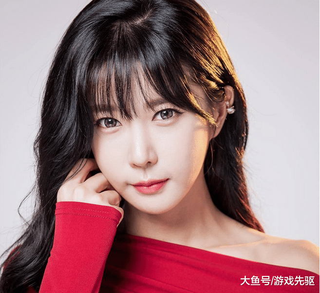 美女主播线下遇到旭旭宝宝激动合影宝哥我看过你的直播