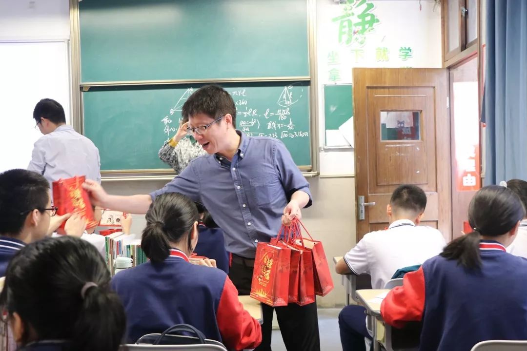 执笔为刃乘风而上把最美好的祝愿送给温州八中的学子们