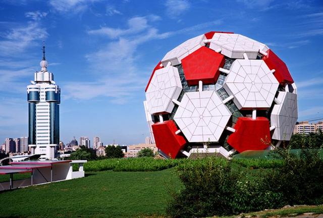 大连万达已经将中性名称上交中国足协,会是什么名字呢?_足球