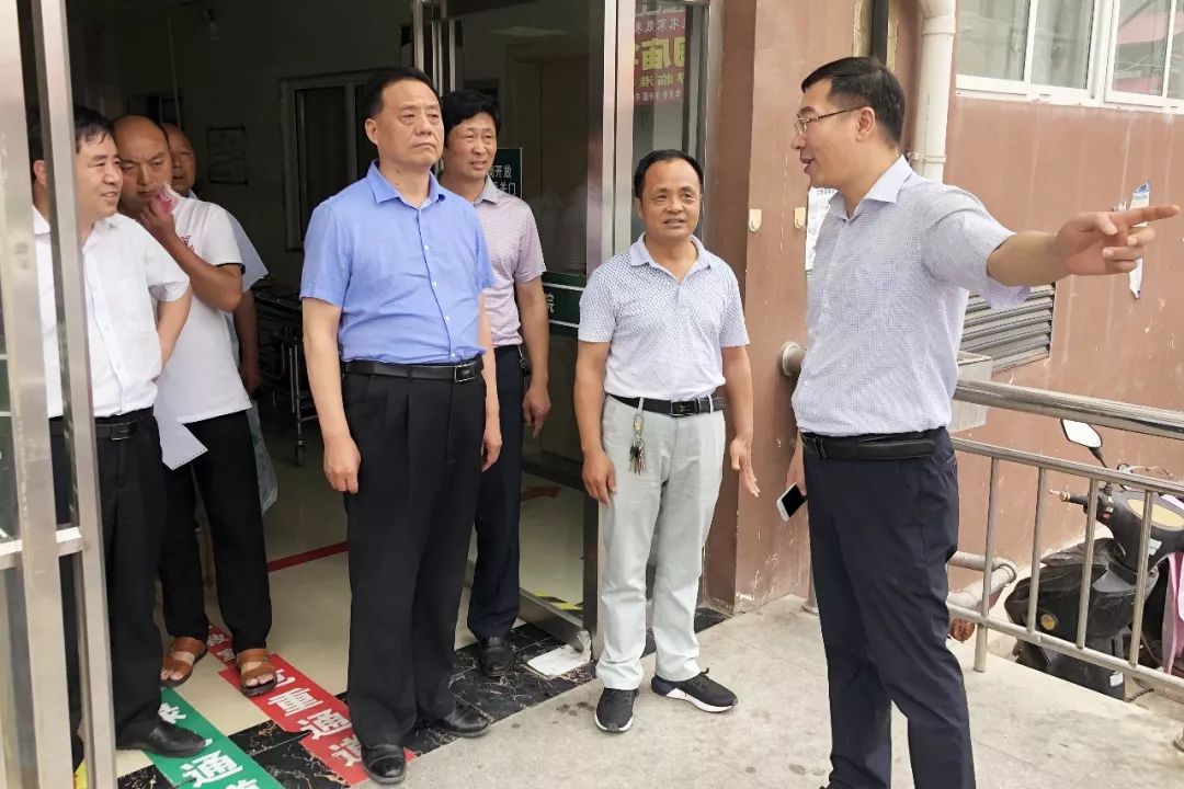 临泉泉河医院丨上蔡县卫健委陈国典主任来院调研考察