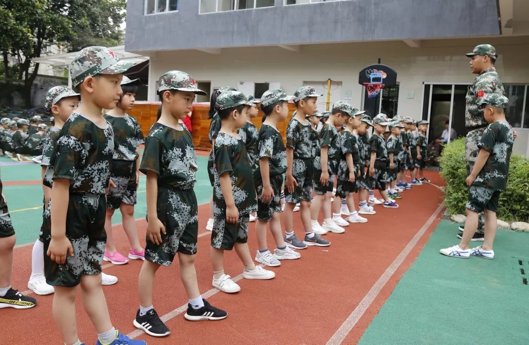 当个小小兵萌娃军训欢乐多内附视频