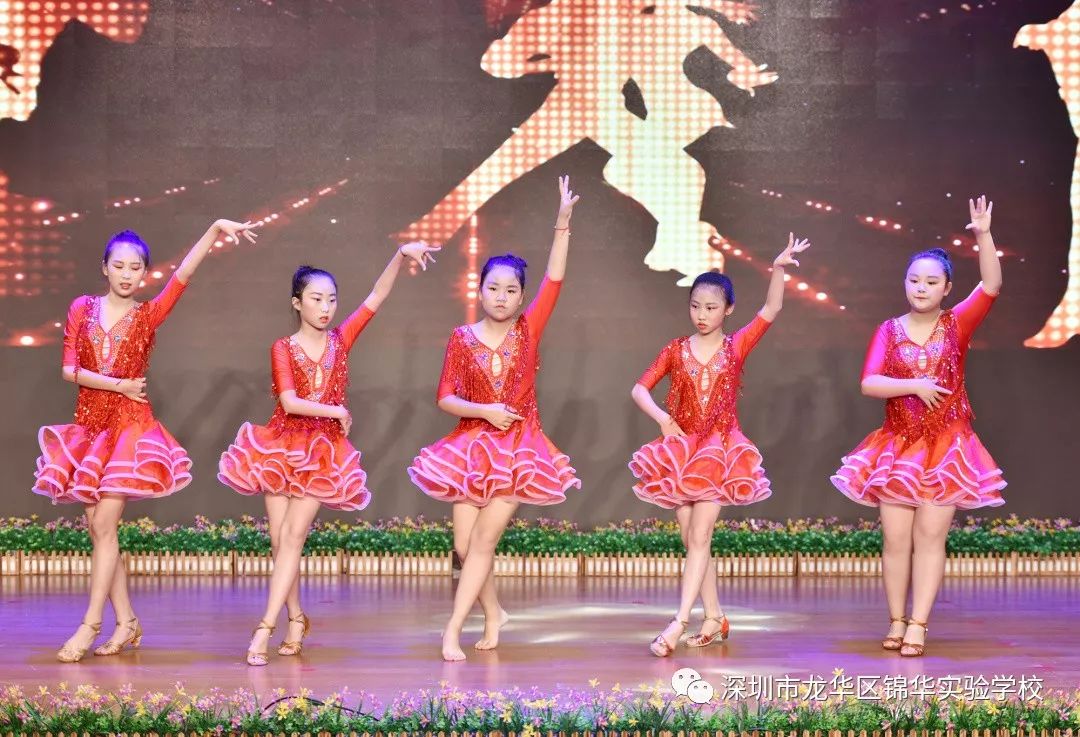 2019届六年级毕业典礼出发吧少年追梦人
