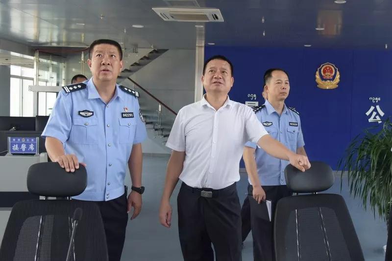 副州长,州公安局党委书记,局长董大伦到景洪市公安局检查指导工作