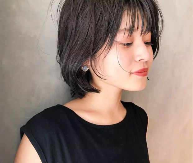 日系发型最美不过中短发