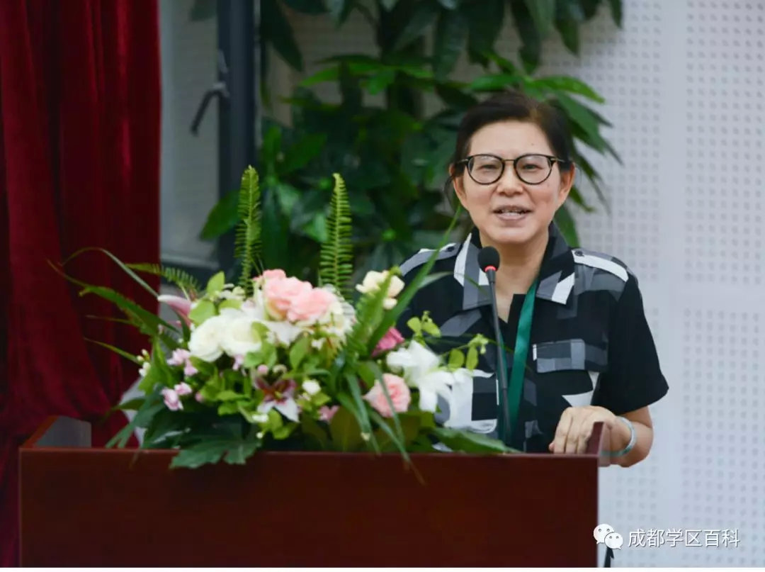 首任校长杨霖是著名儿童教育专家,成都市教科院基础教育研究所副所长