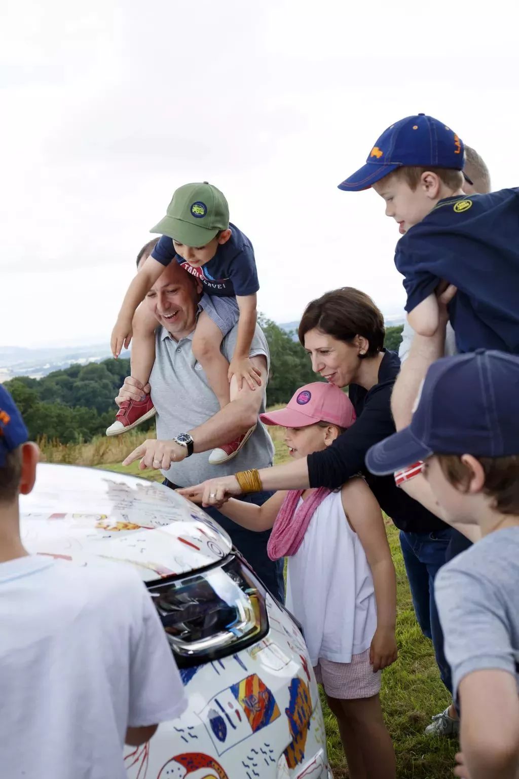 全民抢车节丨615父亲节捷豹路虎国五清仓特卖专场