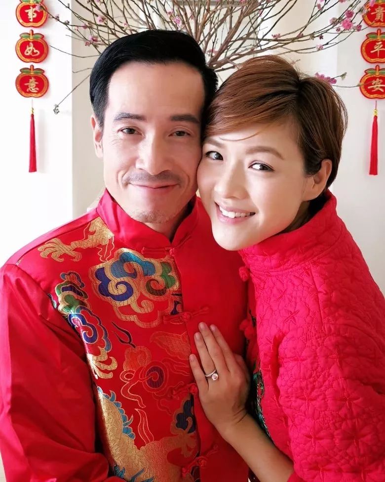 结婚六周年陈茵媺等足陈豪五个钟