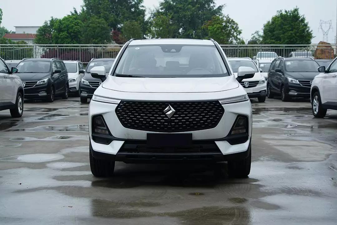 如何做一个孝顺的孩子?给爸爸买一辆新宝骏rs-5就够了