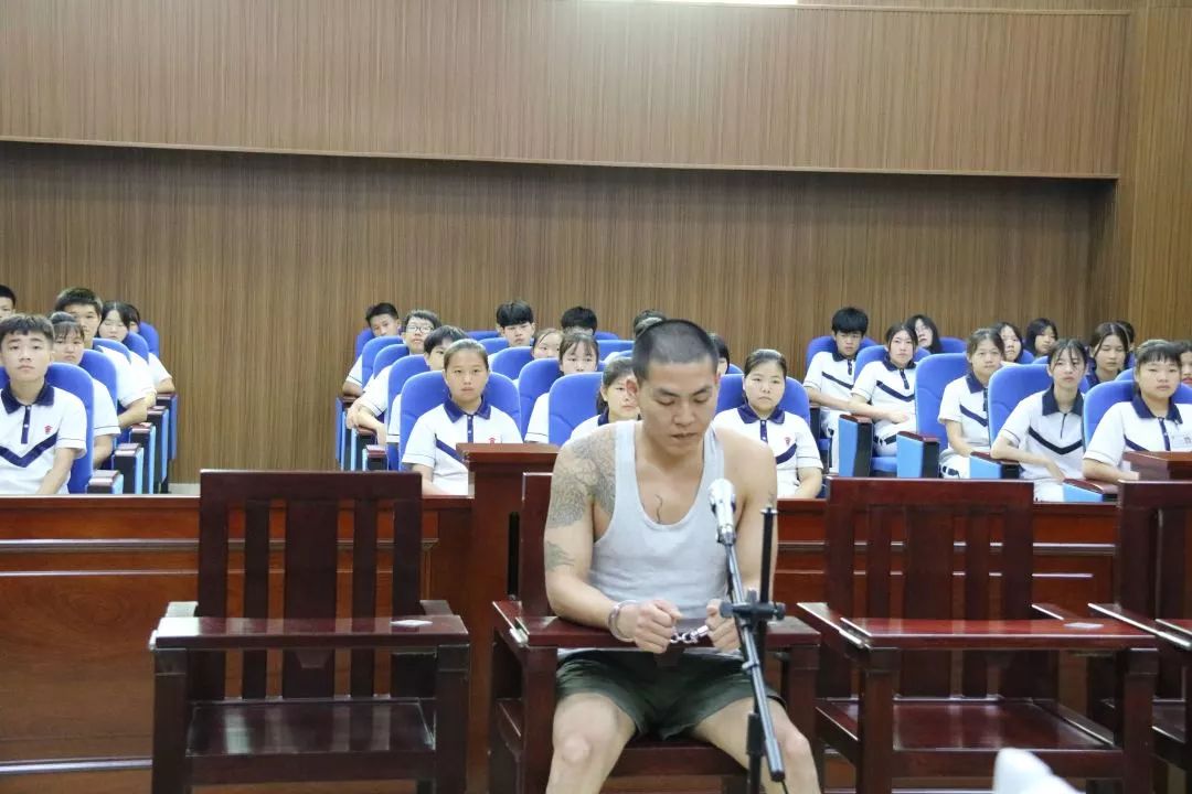 惠来男子贩卖毒品被一审判决15年