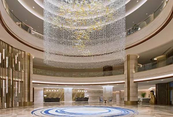 湛江全市最豪华,唯一海边奢华酒店,被称为"中国小迪拜帆船酒店"【湛江