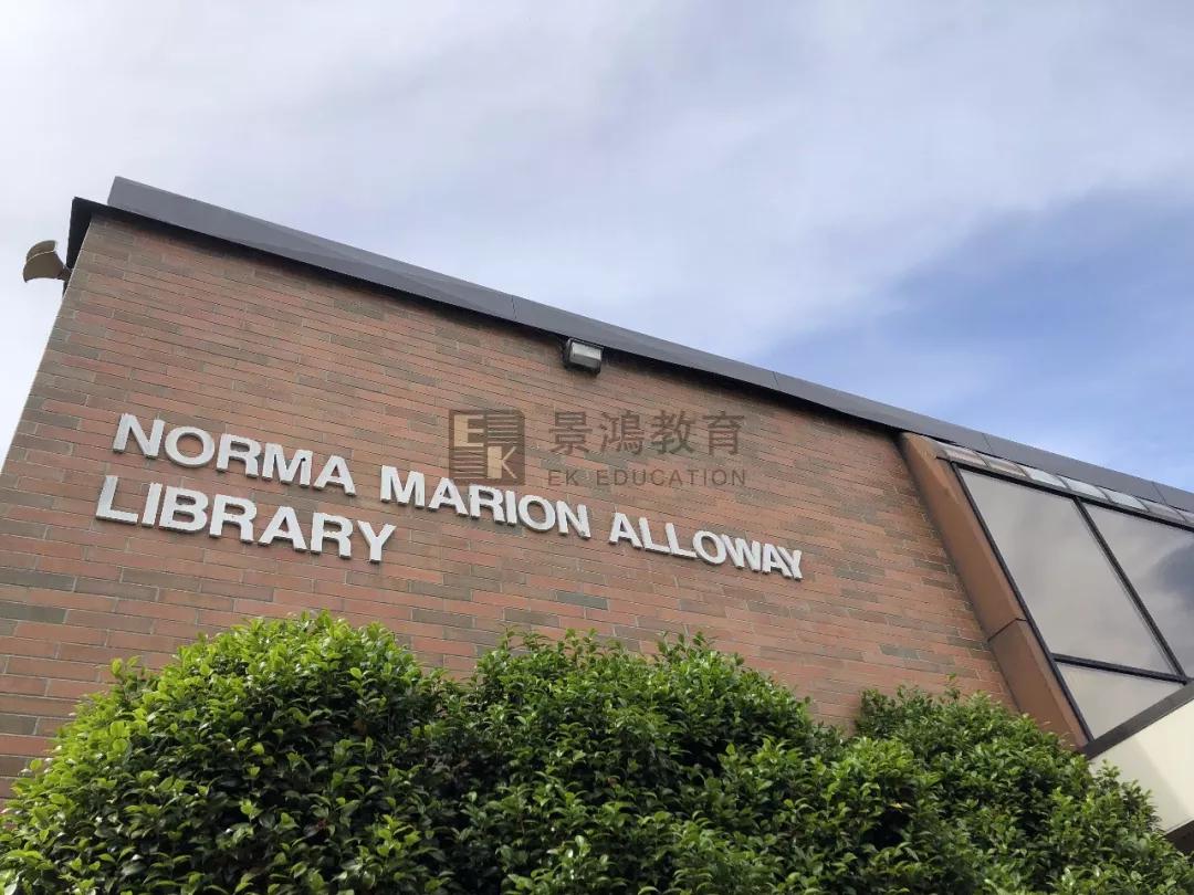 留学加拿大西三一大学