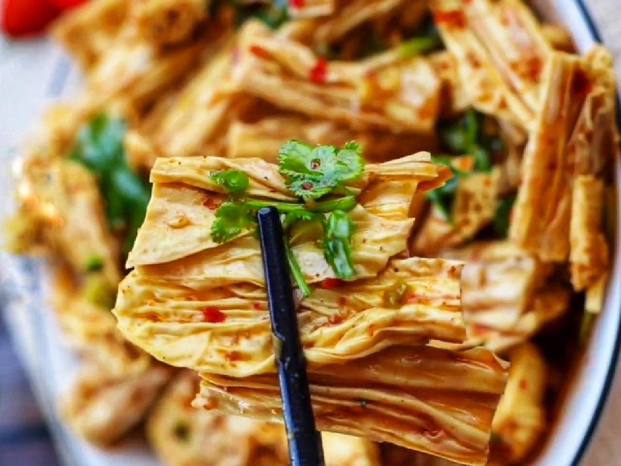 原创6月最爱这凉拌菜煮一煮5分钟拌匀麻辣咸香连吃三天都不腻