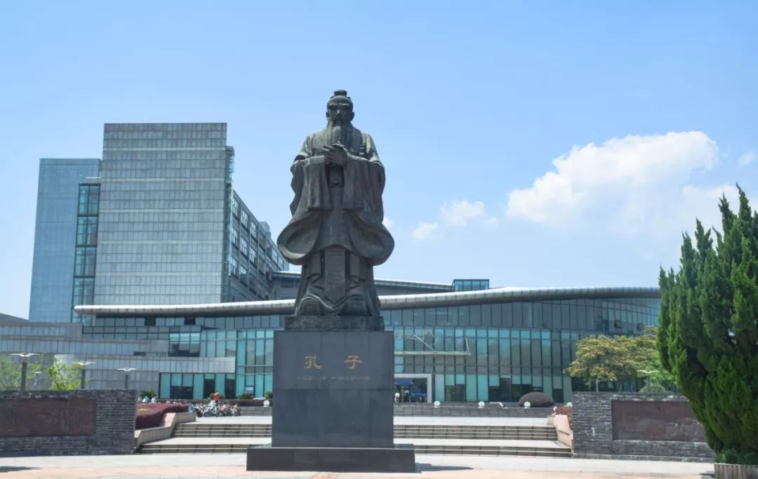 毕业季时光倏忽如寄前程似锦未期